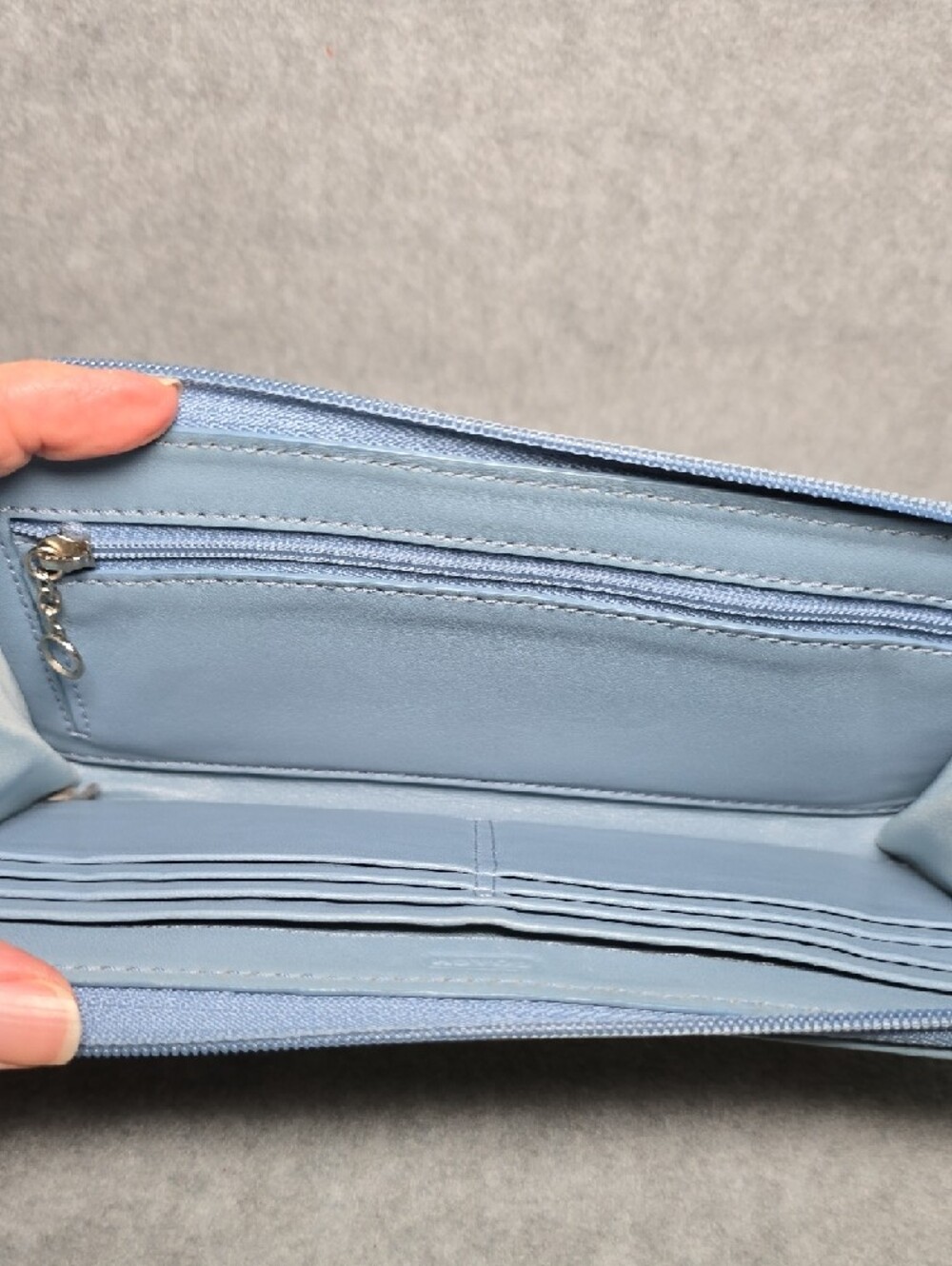 Coach Optic Butterfly  Multicolor Signature Long Wallet/Wristlet Blue Trim - Picture 6 of 14